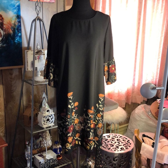 les amis Dresses & Skirts - Pretty Designer Women’s Dress